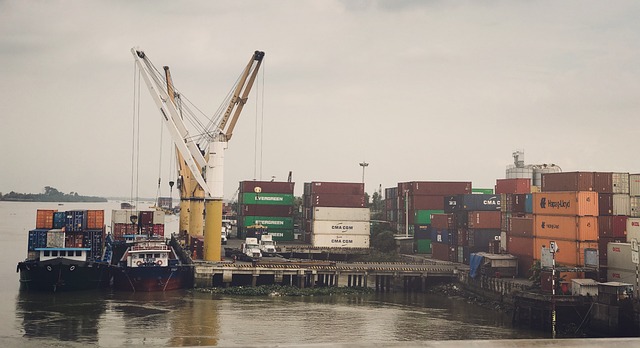 自由贸易协定如何促进越南经济