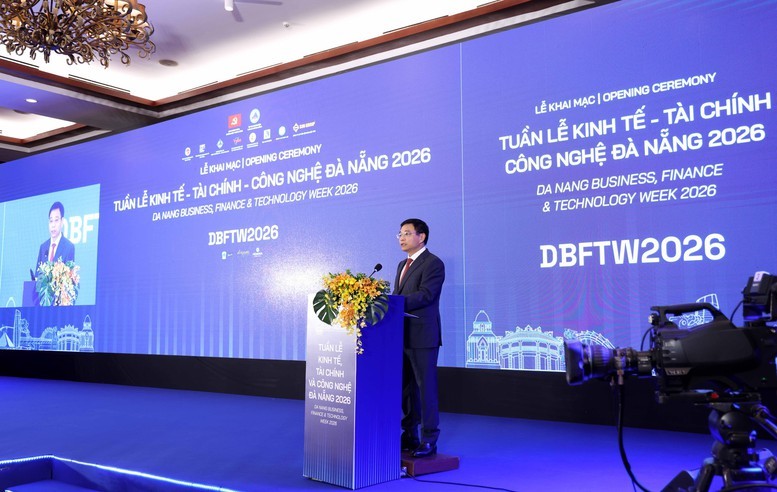 政府副总理阮文胜在活动上发表讲话。 - (照片:VGP)