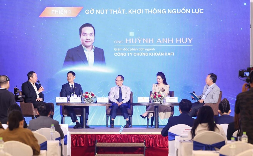 资本收紧重塑房地产市场