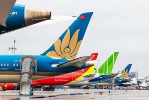 燃油成本上涨扰乱了航班计划,挤压了航空公司的收入