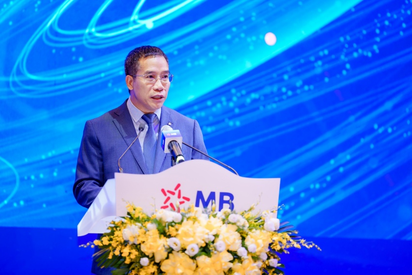 MB 加速扩张,巩固前五银行地位