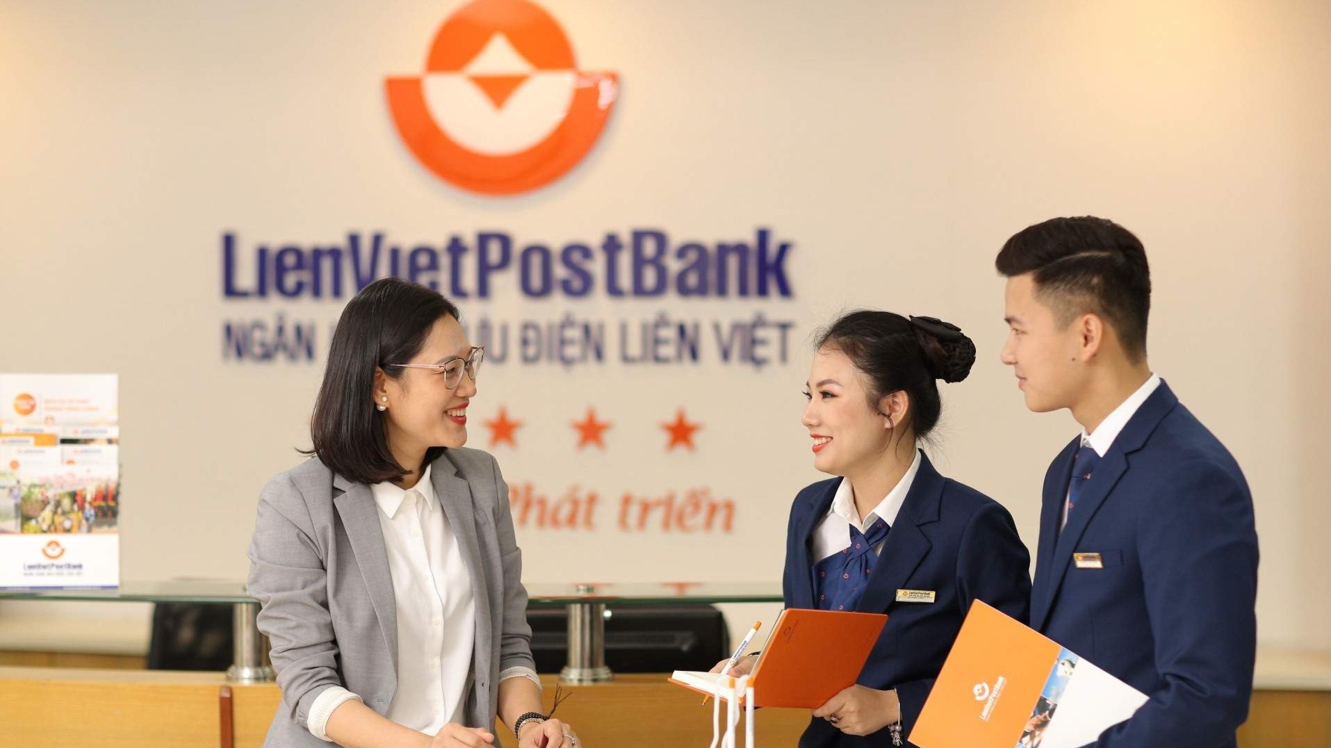 LienVietPostBank将于六月中旬签署独家银行保险协议