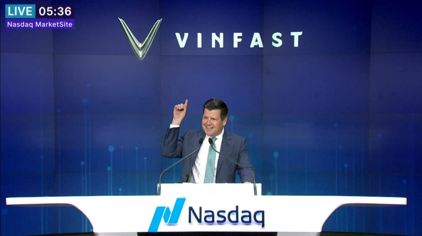 VinFast 纳斯达克首次亮相增加了 Pham Nhat Vuong 的财富
