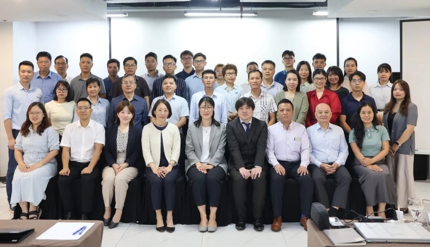 超过 100 家企业接受了温室气体清单报告培训