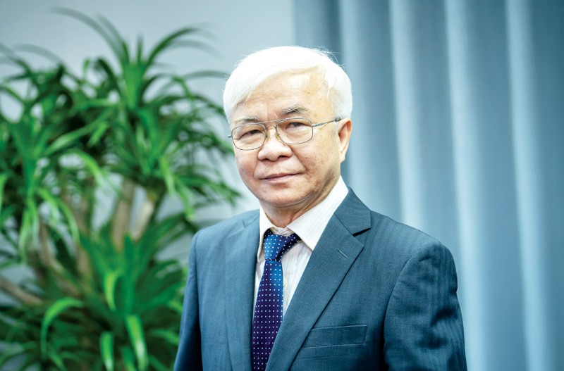 Chu Van Lam 博士,Tap chi Kinh te Viet Nam / 越南经济时报 / VnEconomy 编辑委员会主席。-(照片:越南经济时报)