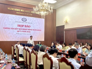 随着信贷增长步伐加快,银行降息