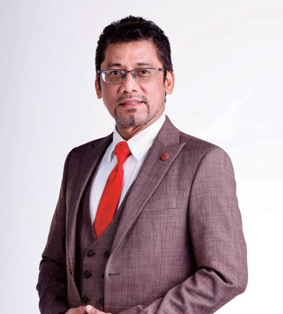 Associate Professor Mohd Ariffin Abu Hassan,