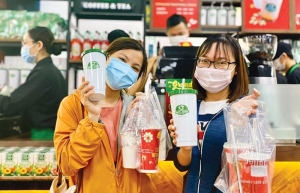咖啡和饮料连锁店与信息亭展开竞争