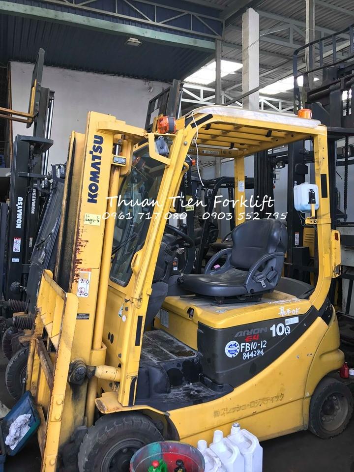 Xe nâng dầu