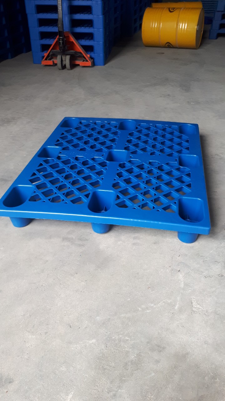 Pallet nhựa