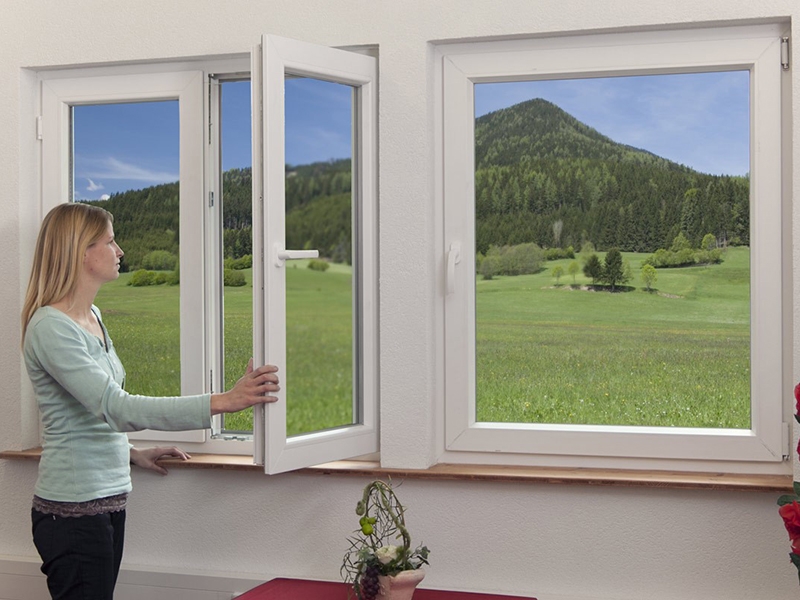 Cửa sổ UPVC