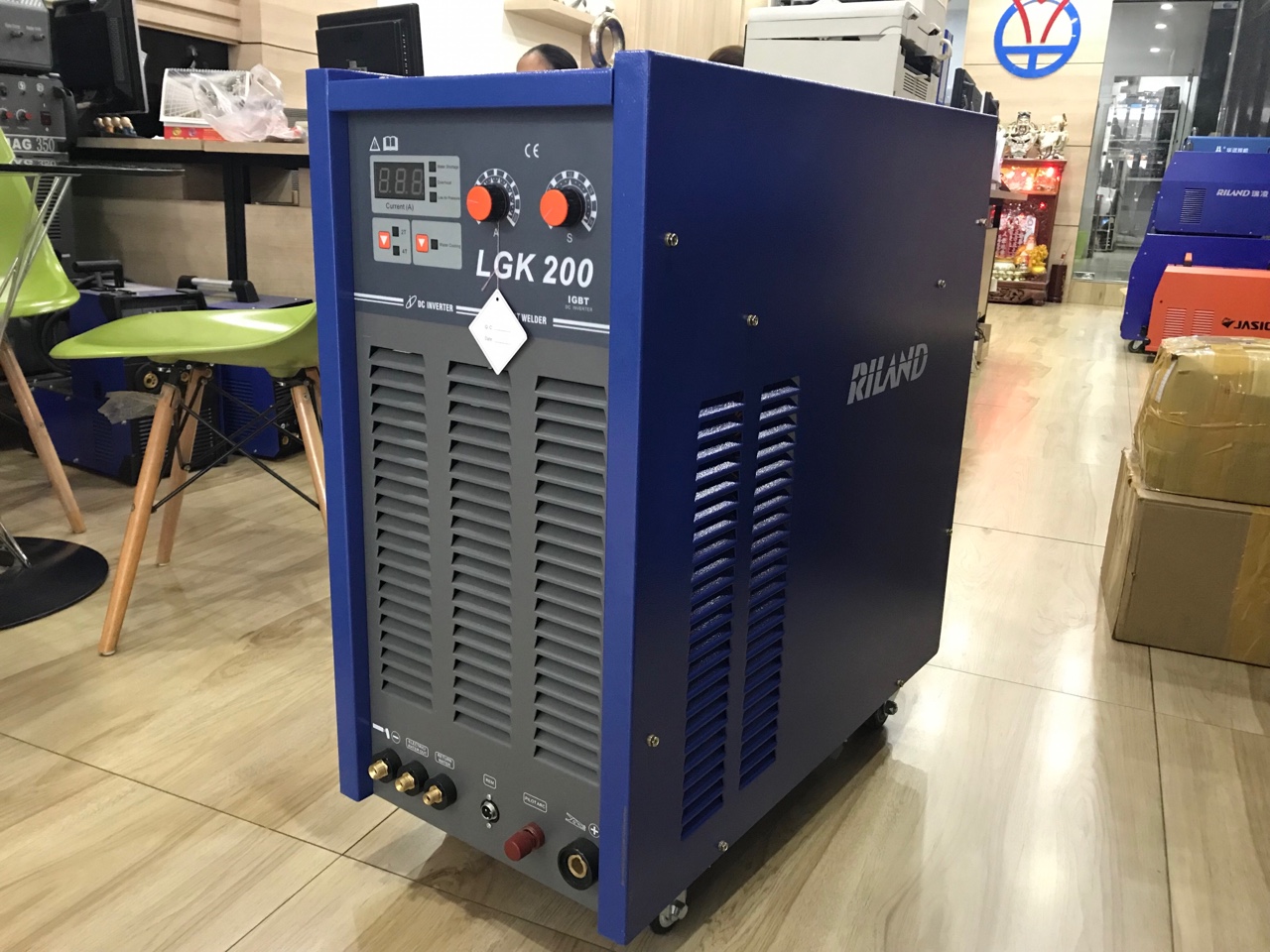 Máy cắt Plasma 200A