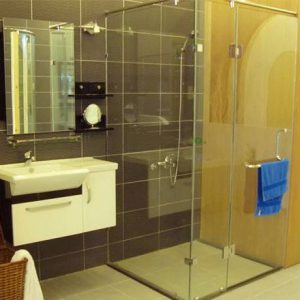 Kính cường lực