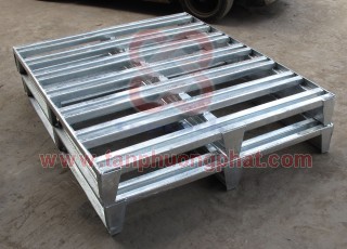 Pallet sắt