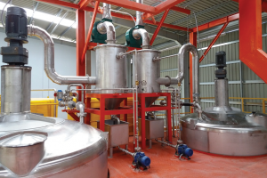 Bồn chứa hóa chất và mỹ phẩm