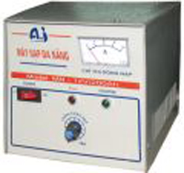 Máy nạp ắc quy tự động