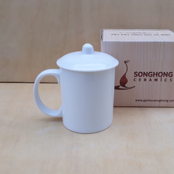 Cốc sứ trắng