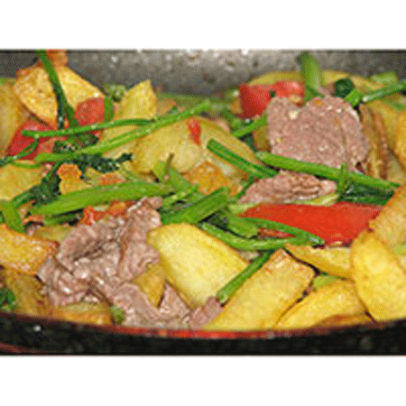 Bò xào khoai tây chiên