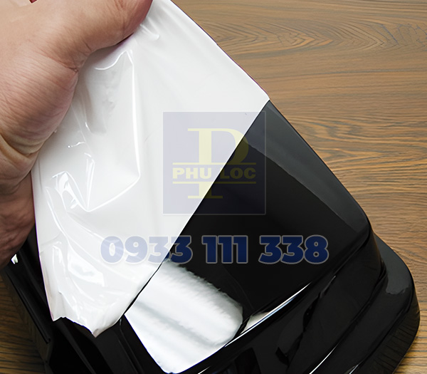 Màng PE bảo vệ bề mặt nhựa