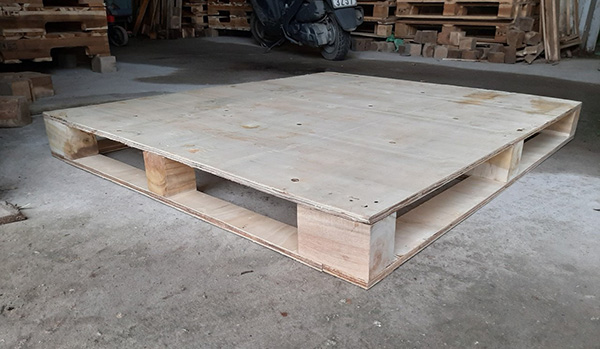 Pallet gỗ ván ép