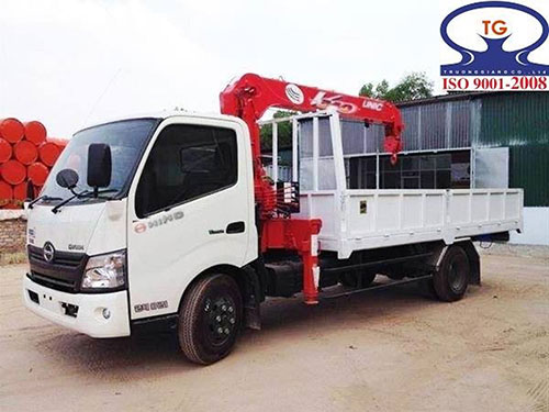 Xe tải gắn cẩu Hino 2.8 tấn