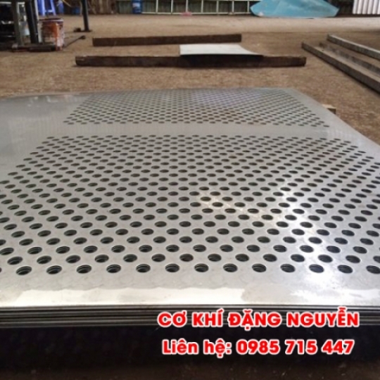 Inox đột lỗ
