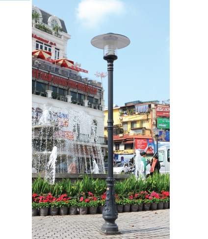 Cột đèn sân vườn
