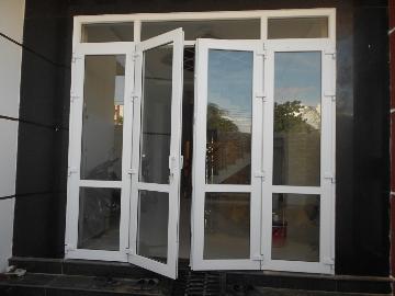 Cửa nhựa lõi thép