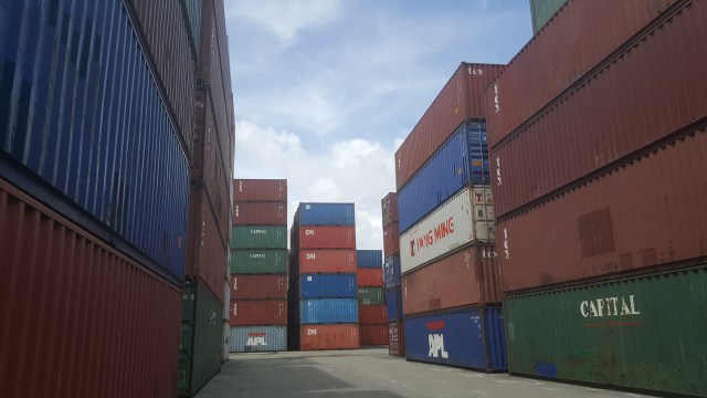 Container