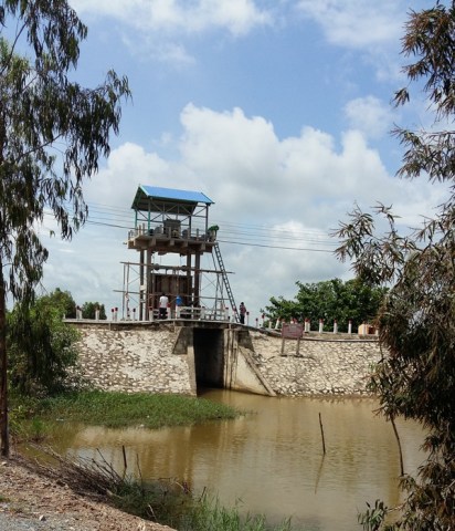 Cổng thủy lợi