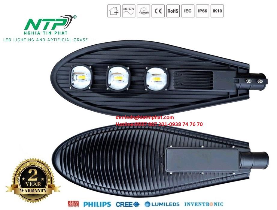 Đèn đường chiếc lá