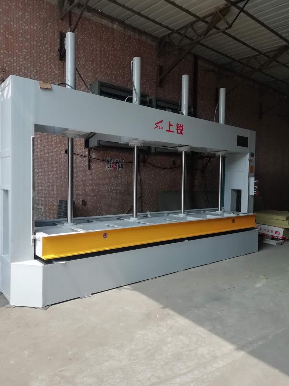 Máy ép lạnh