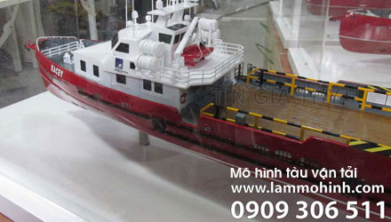 Mô hình tàu vận tải