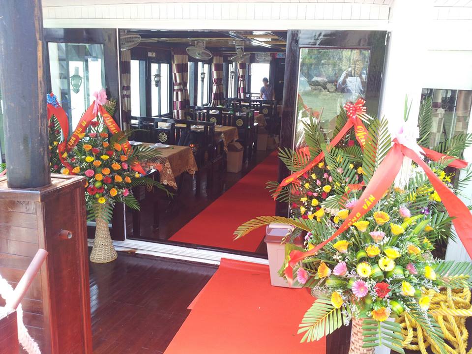 Tùng Vân Cruise