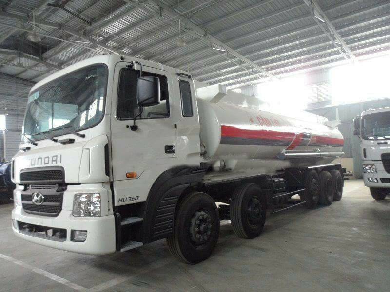 Xe bồn chở xăng dầu