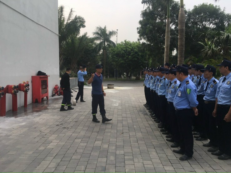 Dịch vụ bảo vệ