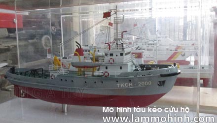 Mô hình tàu kéo cứu hộ