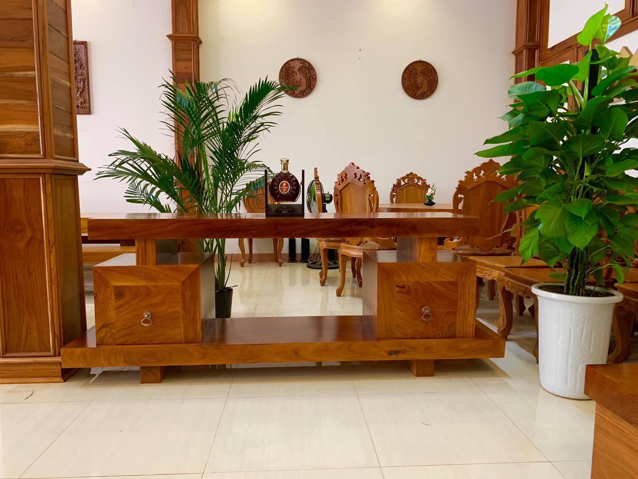Kệ tivi