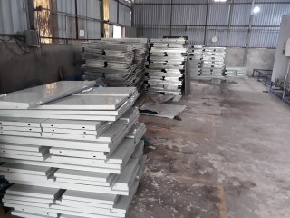 Sơn tĩnh điện phụ kiện cửa