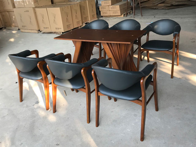 Bàn ghế nội thất