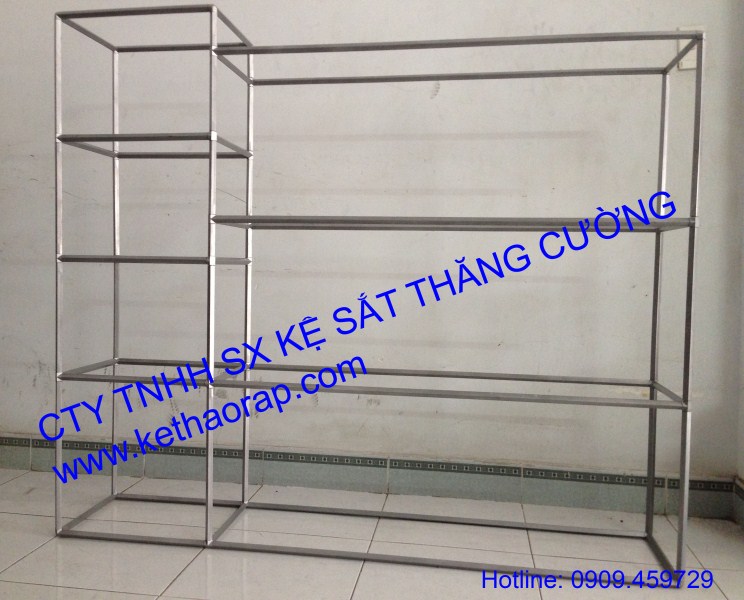 Kệ sắt vuông trưng bày sản phẩm