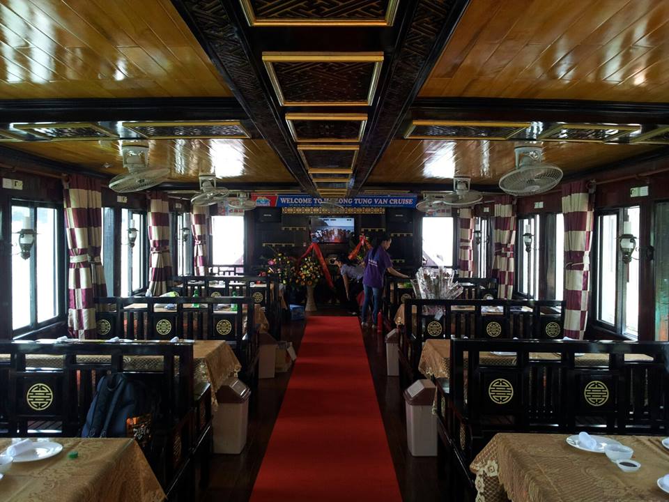 Tùng Vân Cruise