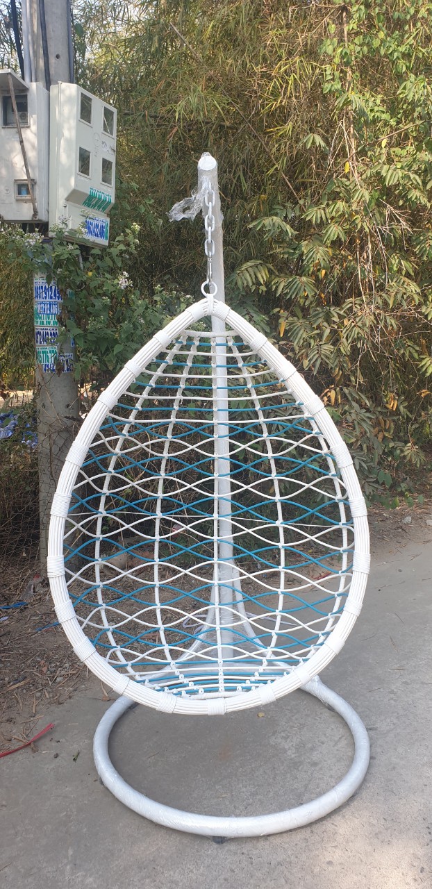 Xích đu sắt