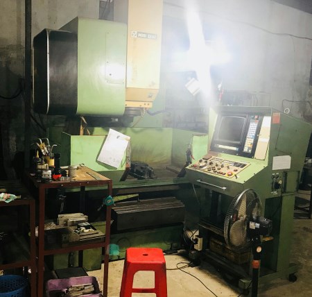 Máy phay CNC