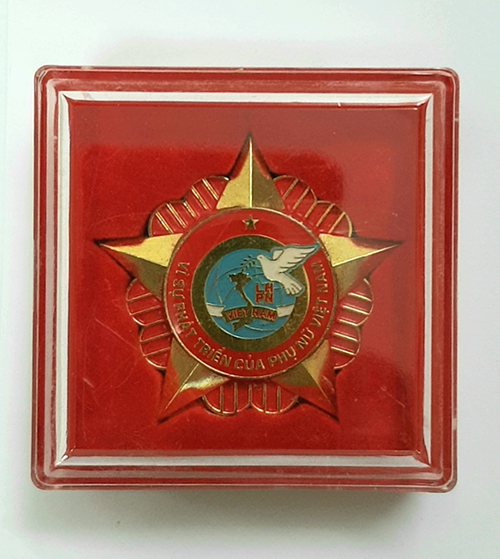 Hộp số 4
