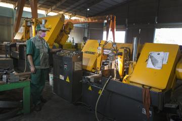 Dịch vụ cưa vòng