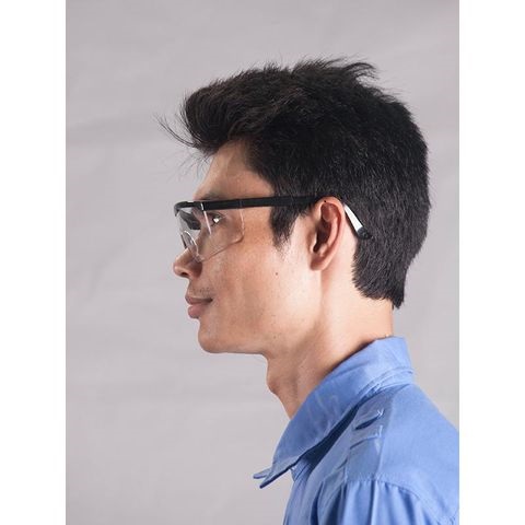 Kính bảo hộ Đài Loan đen