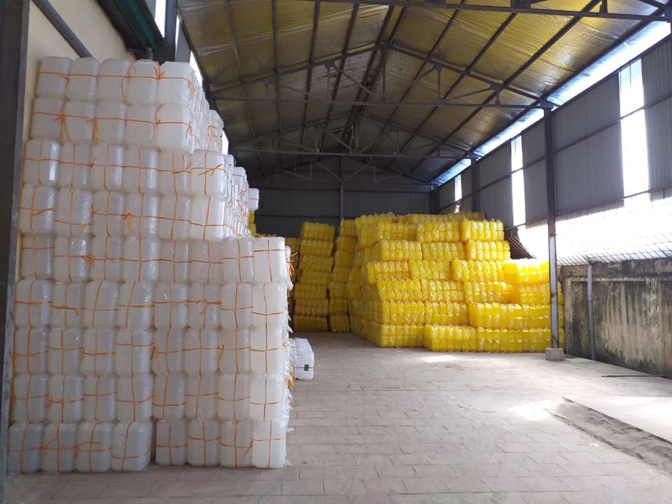 Can nhựa các loại