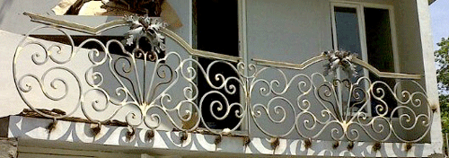 Lan can sắt thép mỹ thuật