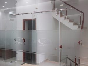 Cửa kính mở trượt